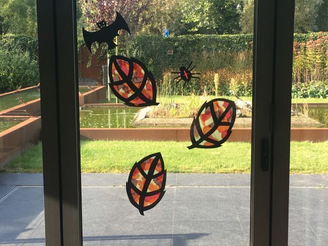 DIY; Autumn window decoration crafts